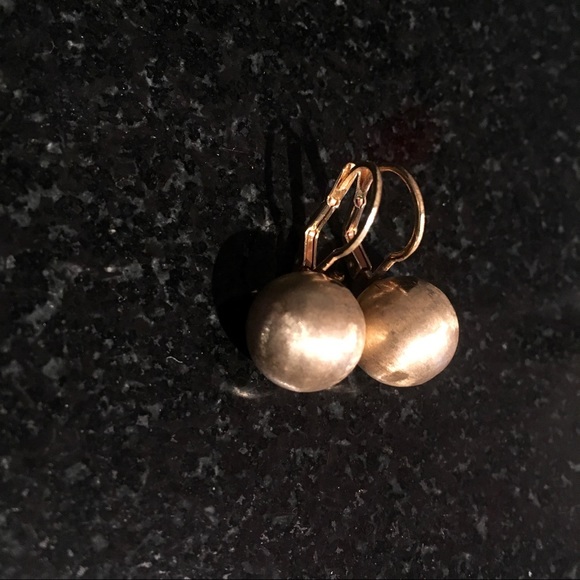 New Gold Plated Earring Balls brushed - Picture 4 of 4